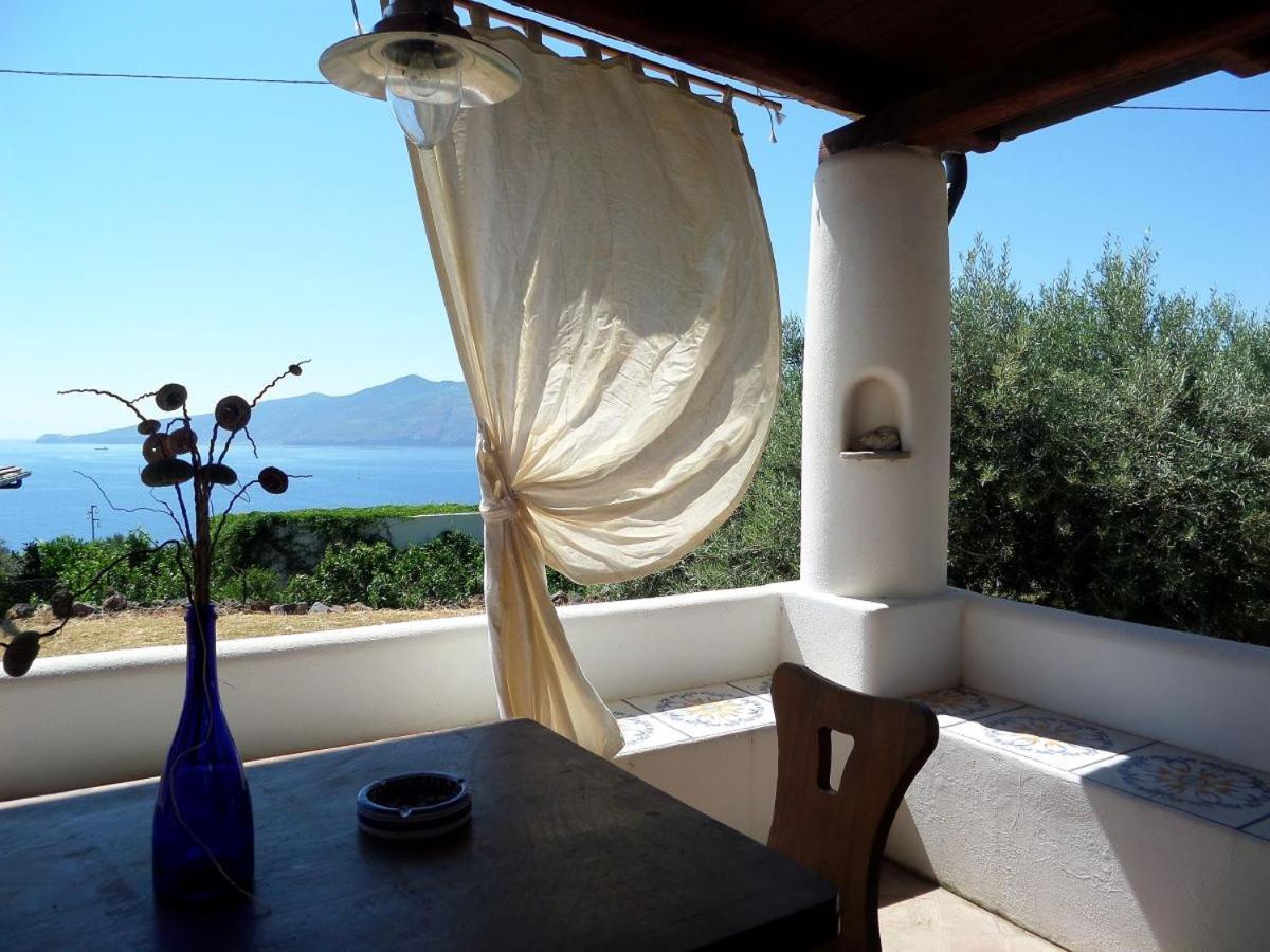Case Al Mare - Terrazzi Panoramici E Ampio Giardino Santa Marina Salina Extérieur photo