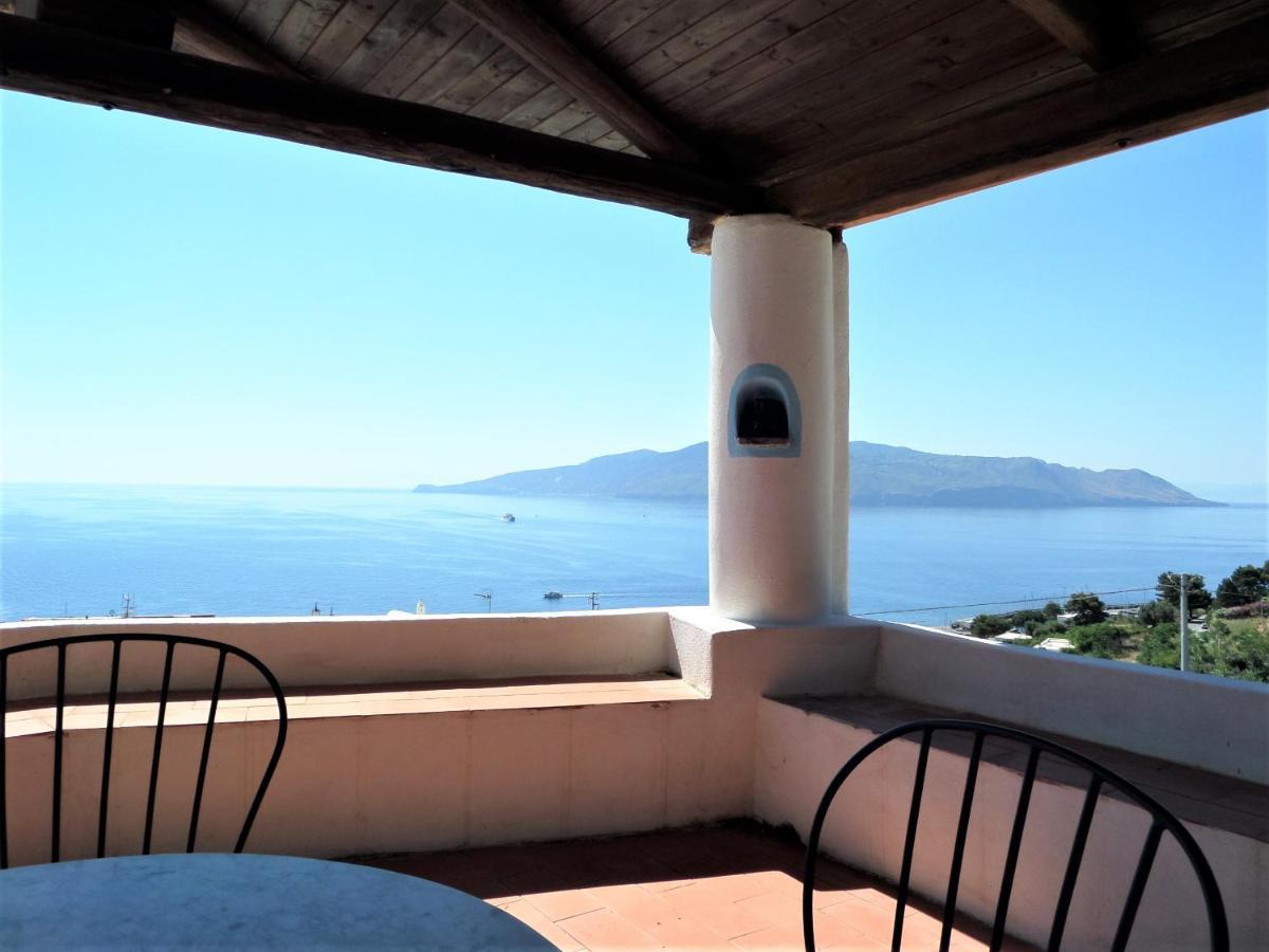 Case Al Mare - Terrazzi Panoramici E Ampio Giardino Santa Marina Salina Extérieur photo