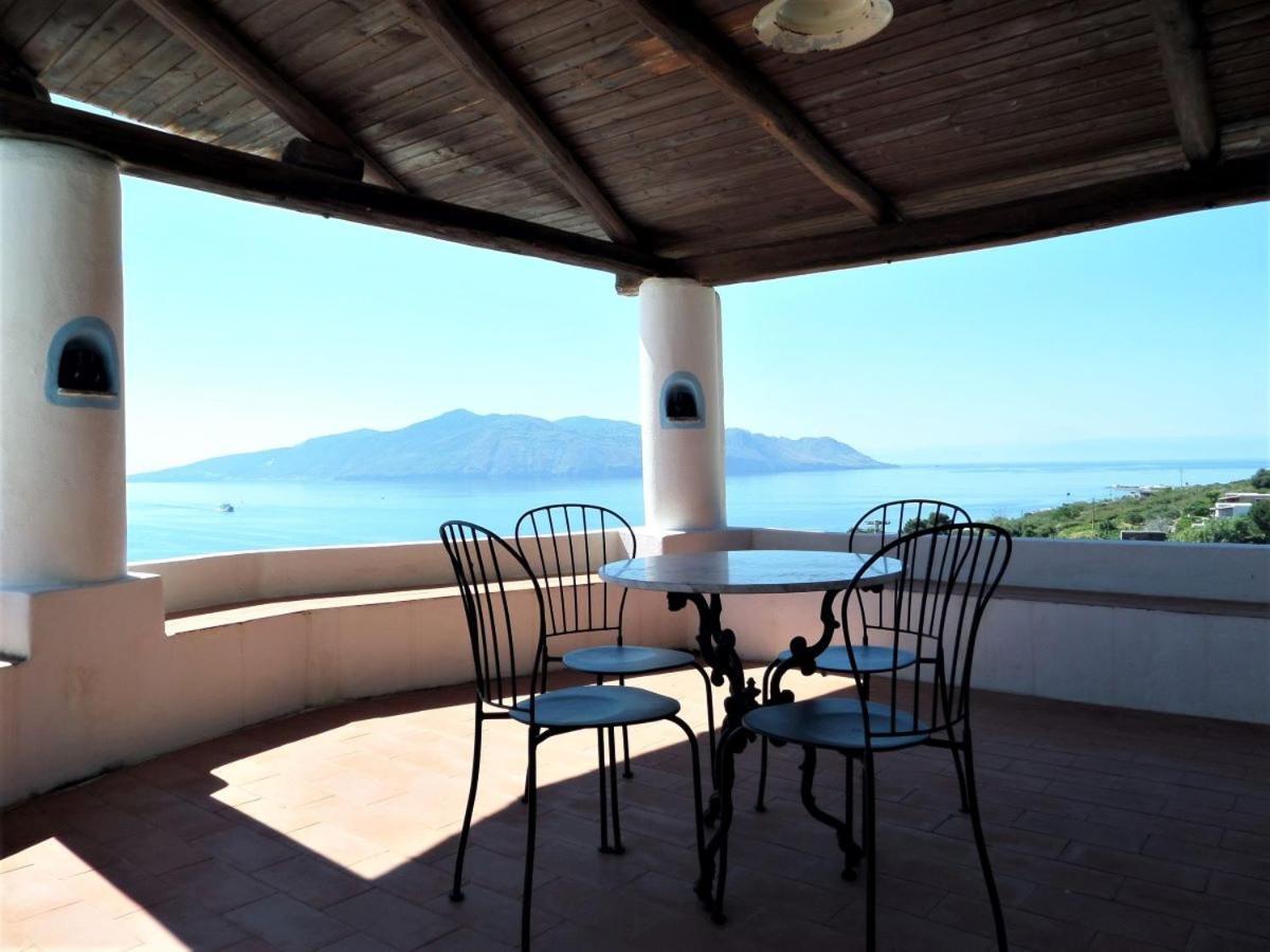 Case Al Mare - Terrazzi Panoramici E Ampio Giardino Santa Marina Salina Extérieur photo