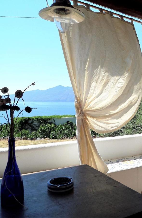 Case Al Mare - Terrazzi Panoramici E Ampio Giardino Santa Marina Salina Extérieur photo