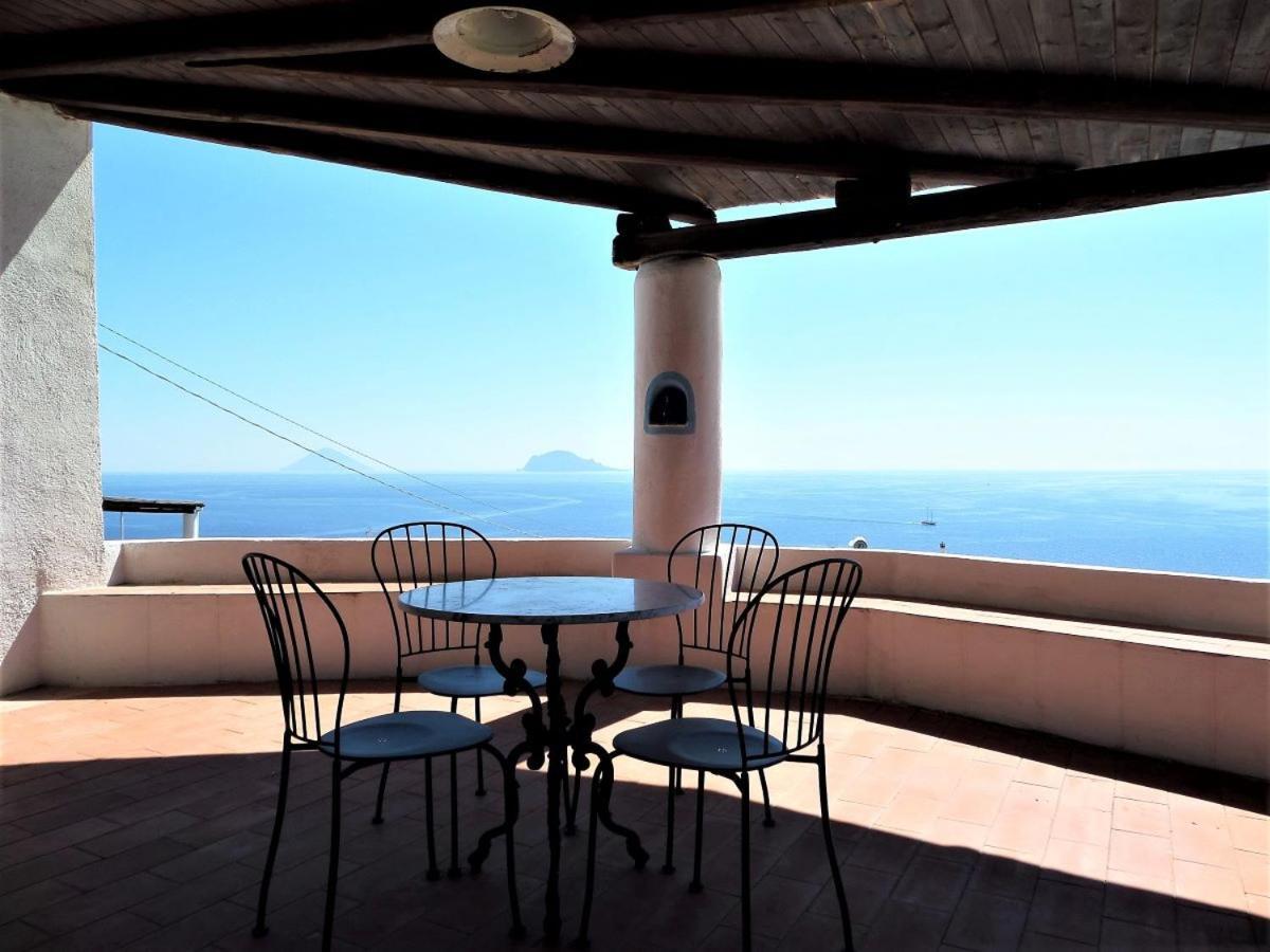 Case Al Mare - Terrazzi Panoramici E Ampio Giardino Santa Marina Salina Extérieur photo